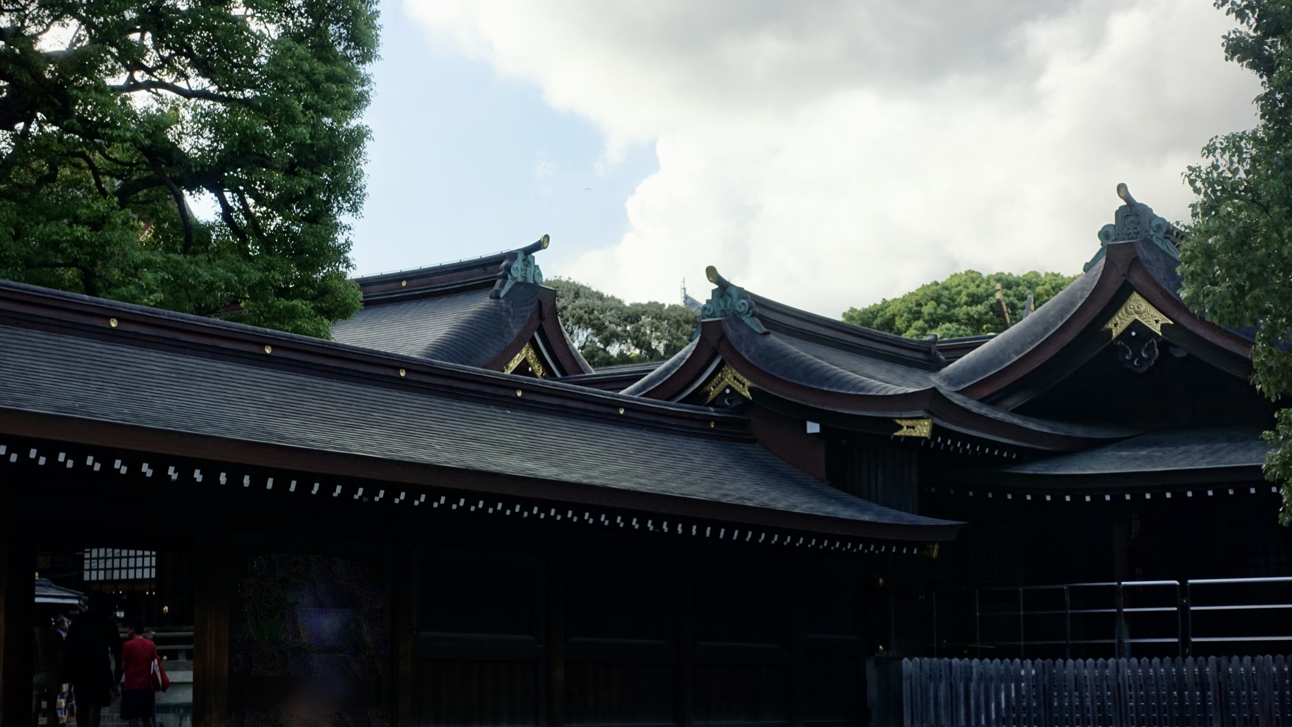 Toits du sanctuaire Meiji-jingu